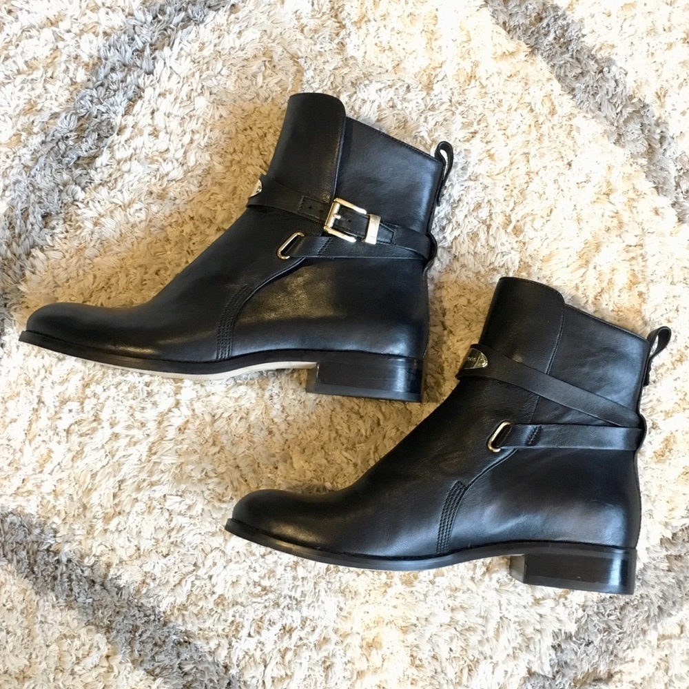 Michael Kors Black Leather Avery Boots